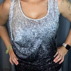 MK white to black fading tank.